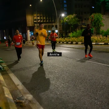 Runner Photo 7986714