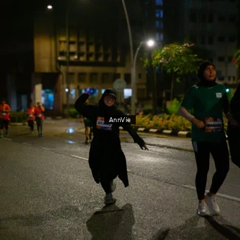 Runner Photo 7986726