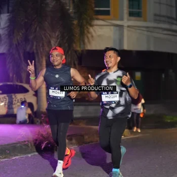 Runner Photo 7986732
