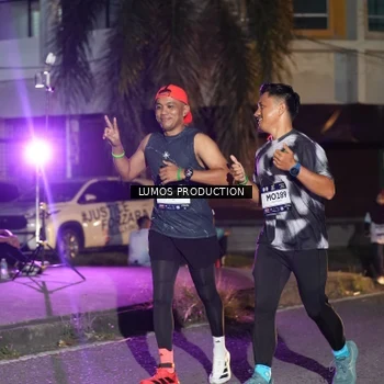 Runner Photo 7986736