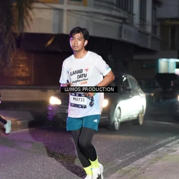 Runner Photo 7986759