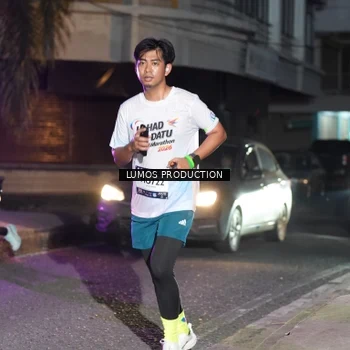 Runner Photo 7986764