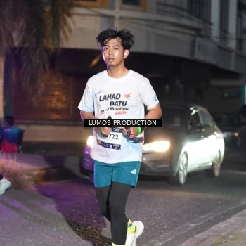 Runner Photo 7986766