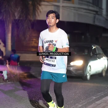 Runner Photo 7986775