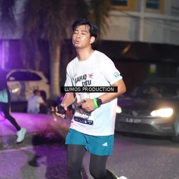 Runner Photo 7986777