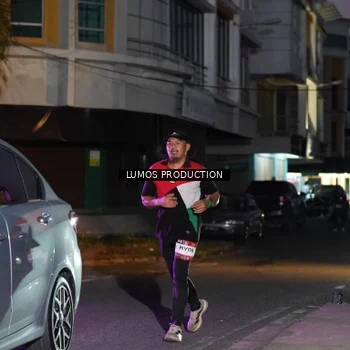 Runner Photo 7986781