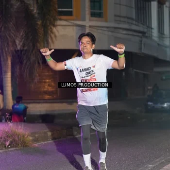 Runner Photo 7986816