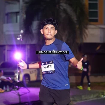 Runner Photo 7986838