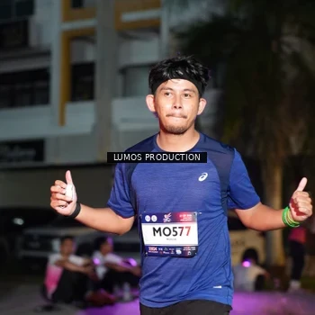 Runner Photo 7986846