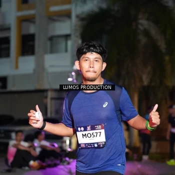 Runner Photo 7986847