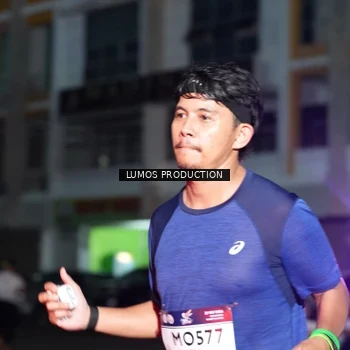 Runner Photo 7986858