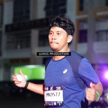 Runner Photo 7986860