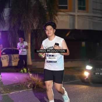 Runner Photo 7986883