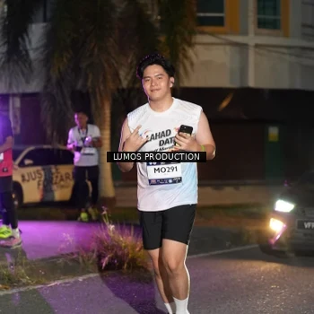 Runner Photo 7986886