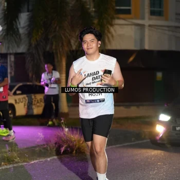 Runner Photo 7986889