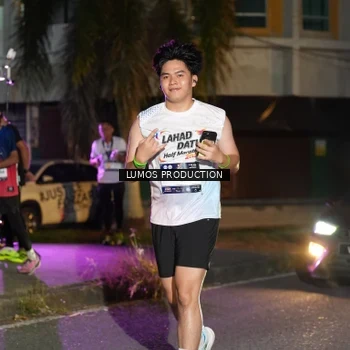 Runner Photo 7986893