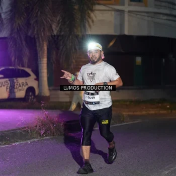 Runner Photo 7986913