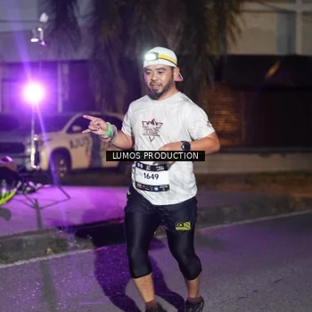 Runner Photo 7986929