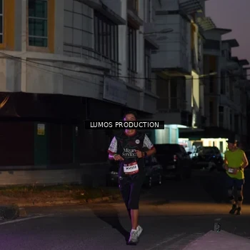 Runner Photo 7986938