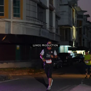 Runner Photo 7986939