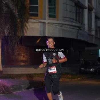 Runner Photo 7986951