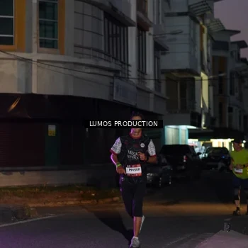 Runner Photo 7986957