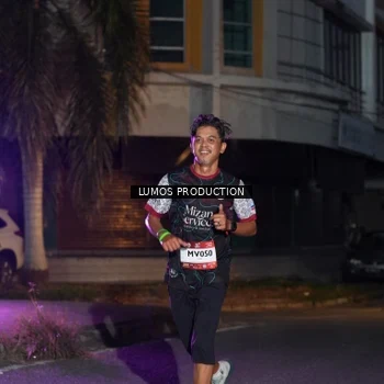 Runner Photo 7986958
