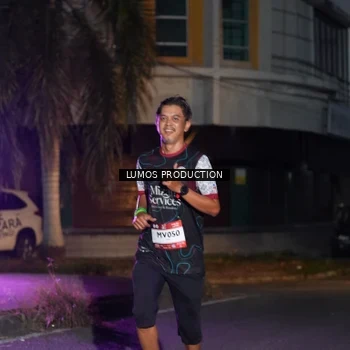 Runner Photo 7986965