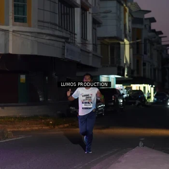 Runner Photo 7986998