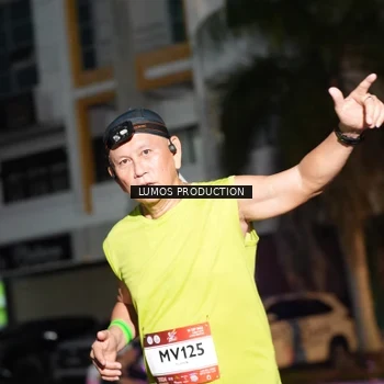 Runner Photo 7987001
