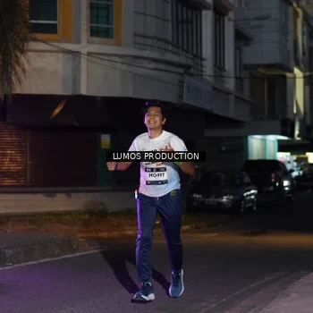 Runner Photo 7987006