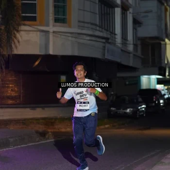 Runner Photo 7987012