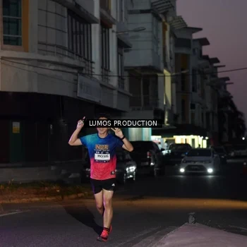 Runner Photo 7987024