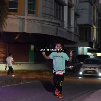 Runner Photo 7987055