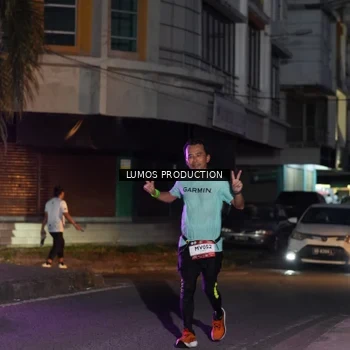 Runner Photo 7987066