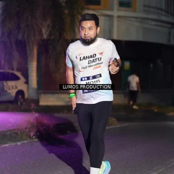 Runner Photo 7987085