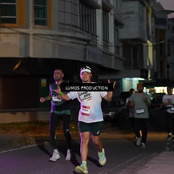 Runner Photo 7987104