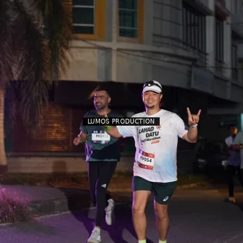Runner Photo 7987116