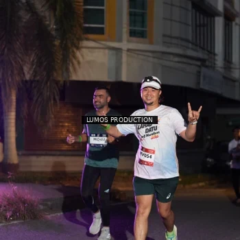 Runner Photo 7987118