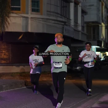 Runner Photo 7987141