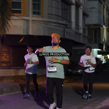 Runner Photo 7987147