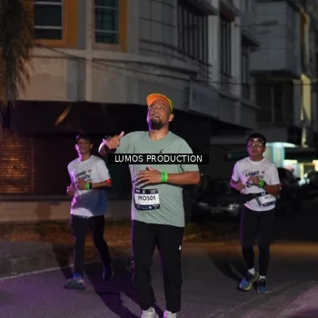 Runner Photo 7987148