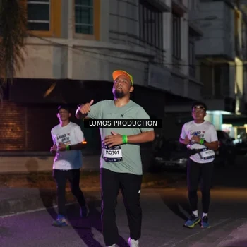 Runner Photo 7987149