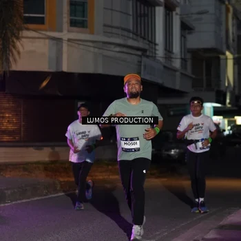 Runner Photo 7987150