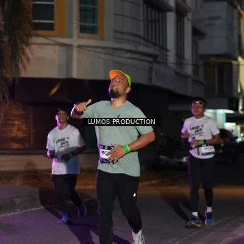 Runner Photo 7987154