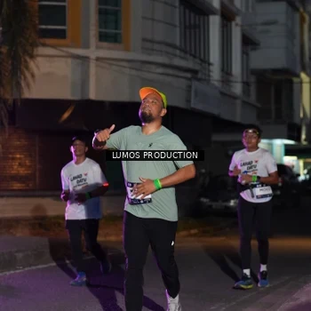 Runner Photo 7987156