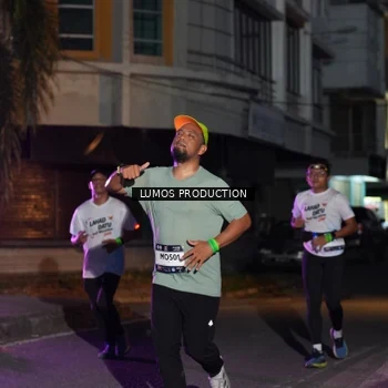 Runner Photo 7987157