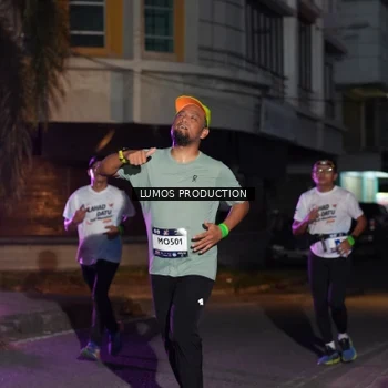 Runner Photo 7987160