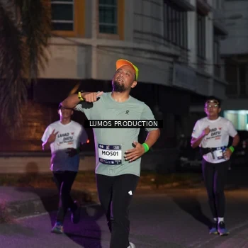 Runner Photo 7987163