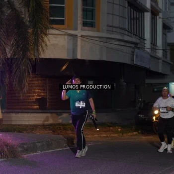 Runner Photo 7987243
